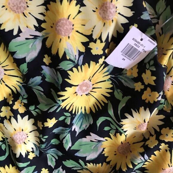 Old Navy floral one piece women’s swimsuit bathing suit Plus Size 3X New w/tags - Picture 6 of 7